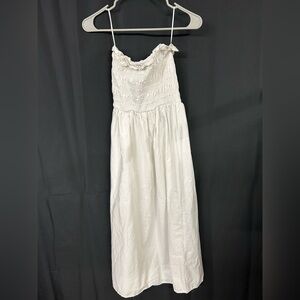 Elegant White Maxi Dress